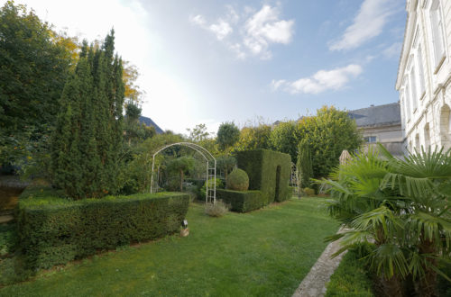 Maison Ailleurs - Extérieurs-1