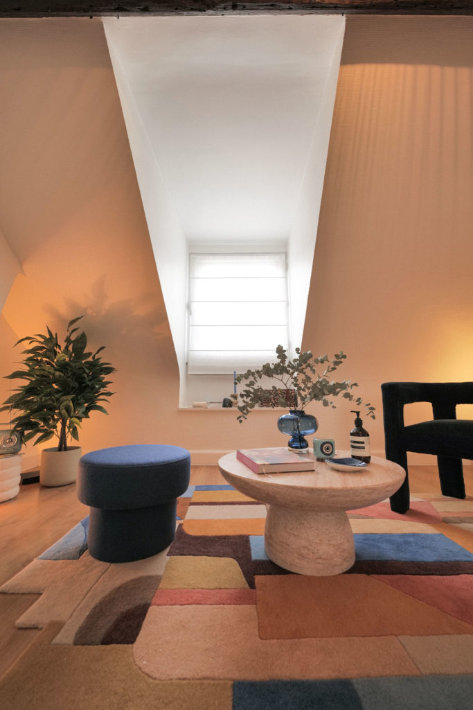 Divineiki-ludivine-pras-maitre-reiki-paris-cabinet-caumartin-55